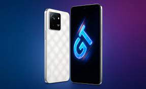Best camera phone under 30000 with 4K video recording