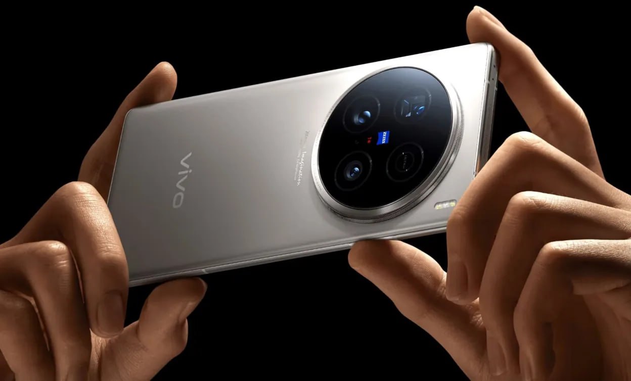 Best camera smartphone under 30000 for vlogging