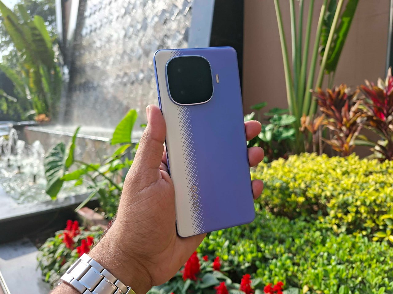 smartphone under 30000 with 12GB RAM and 256GB storage