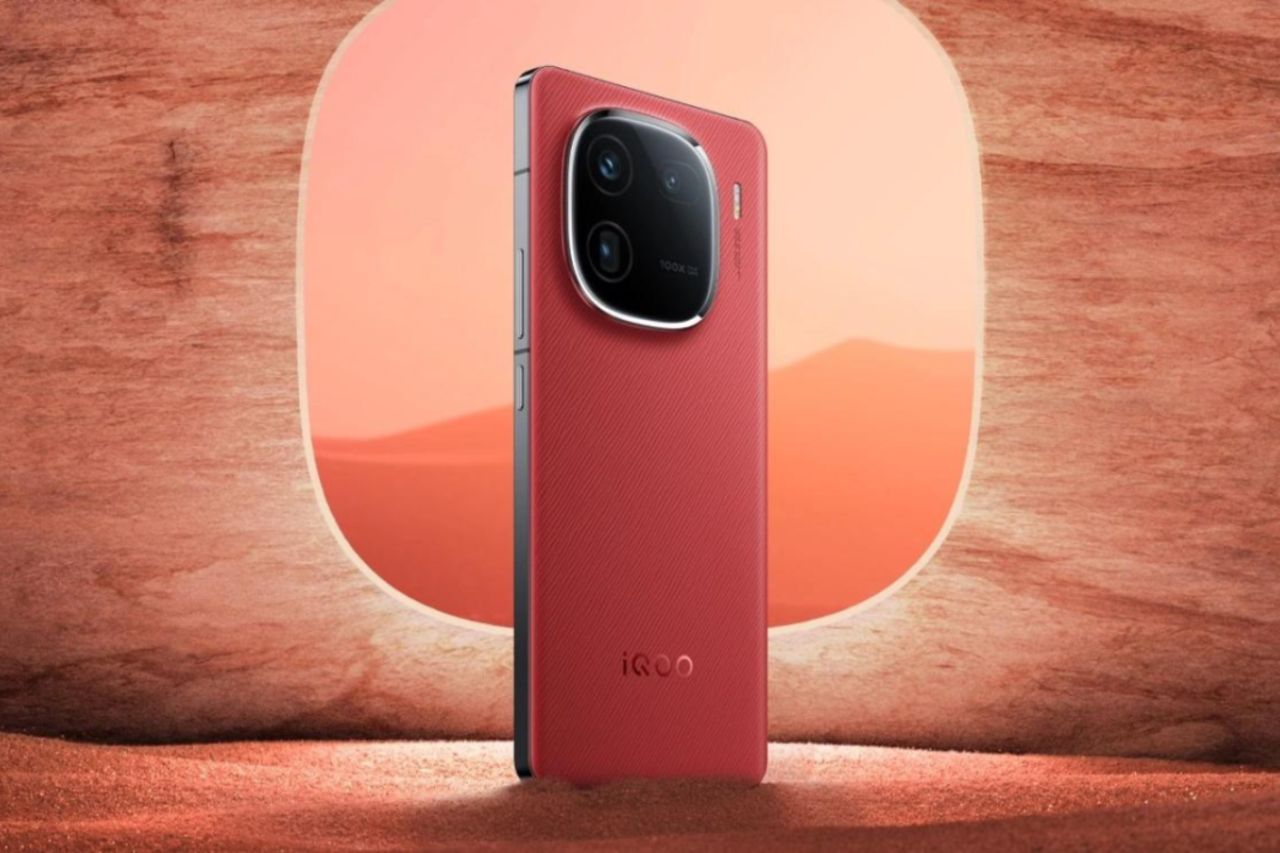 iQOO 13 specifications and features