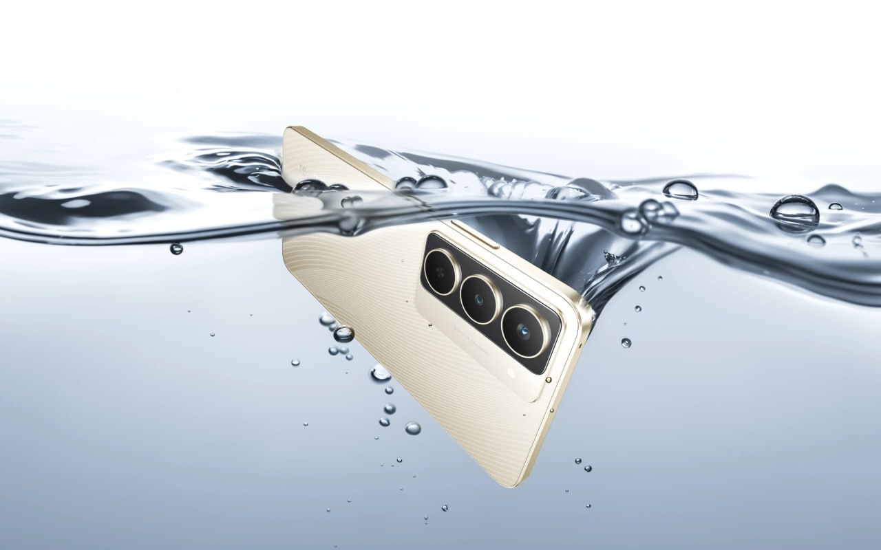 phone under 15000 with IP69 dust and water protection
