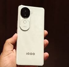 Best all-rounder phone with book-style foldable display