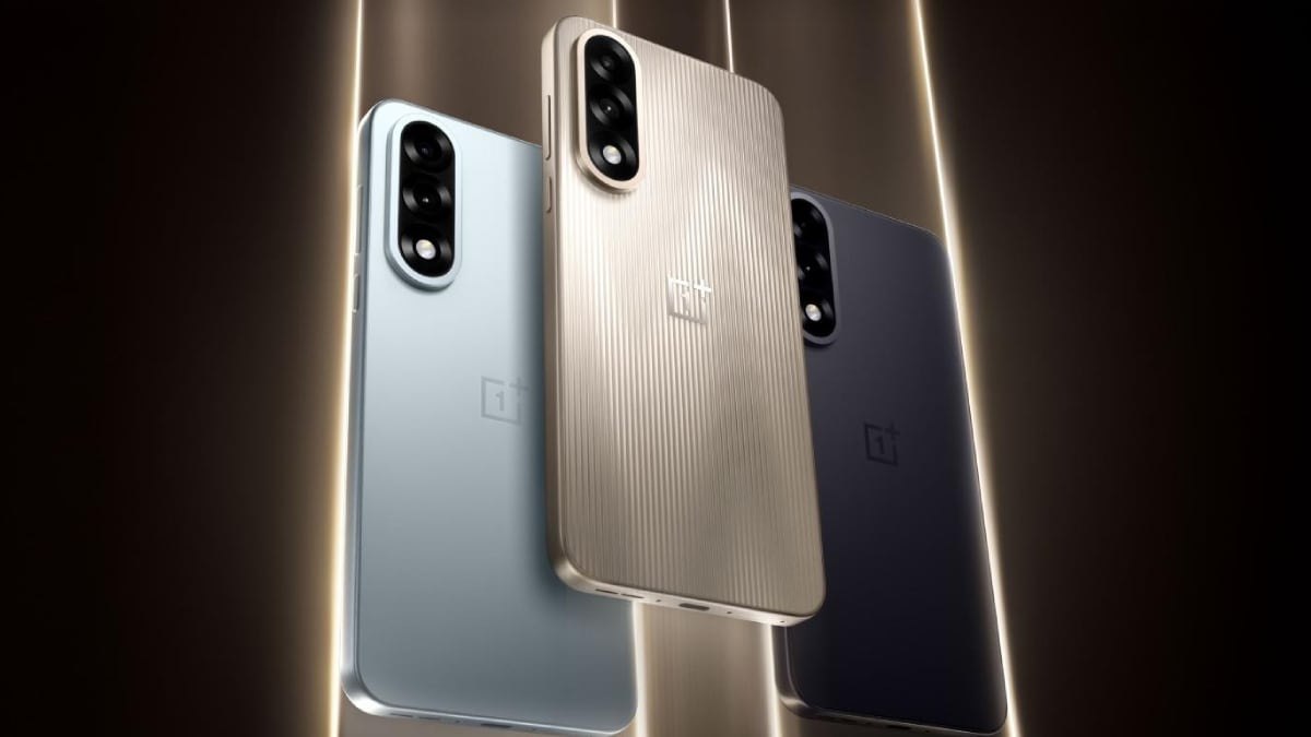 5G smartphone under 30000 with AMOLED display