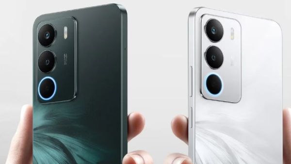 Realme C71 4G phone with NFC