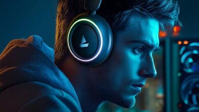 Headphones with deep bass