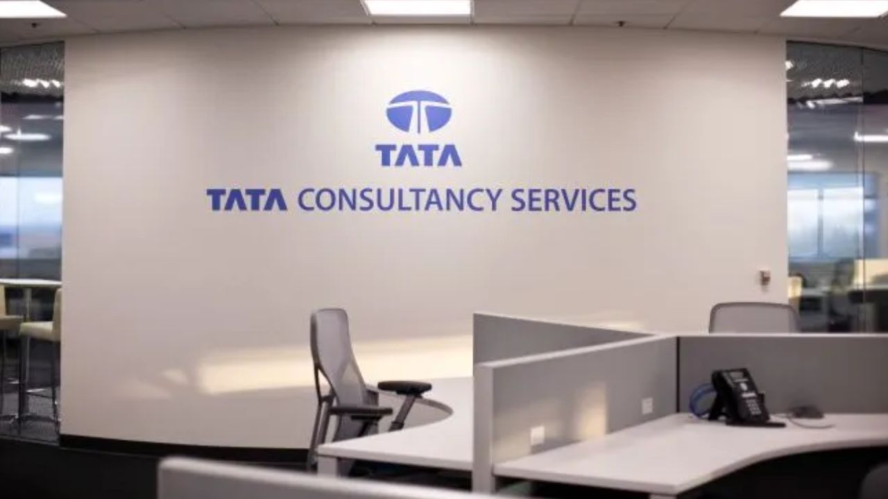 "TCS job cuts impact on Indian IT sector 2025 trends"