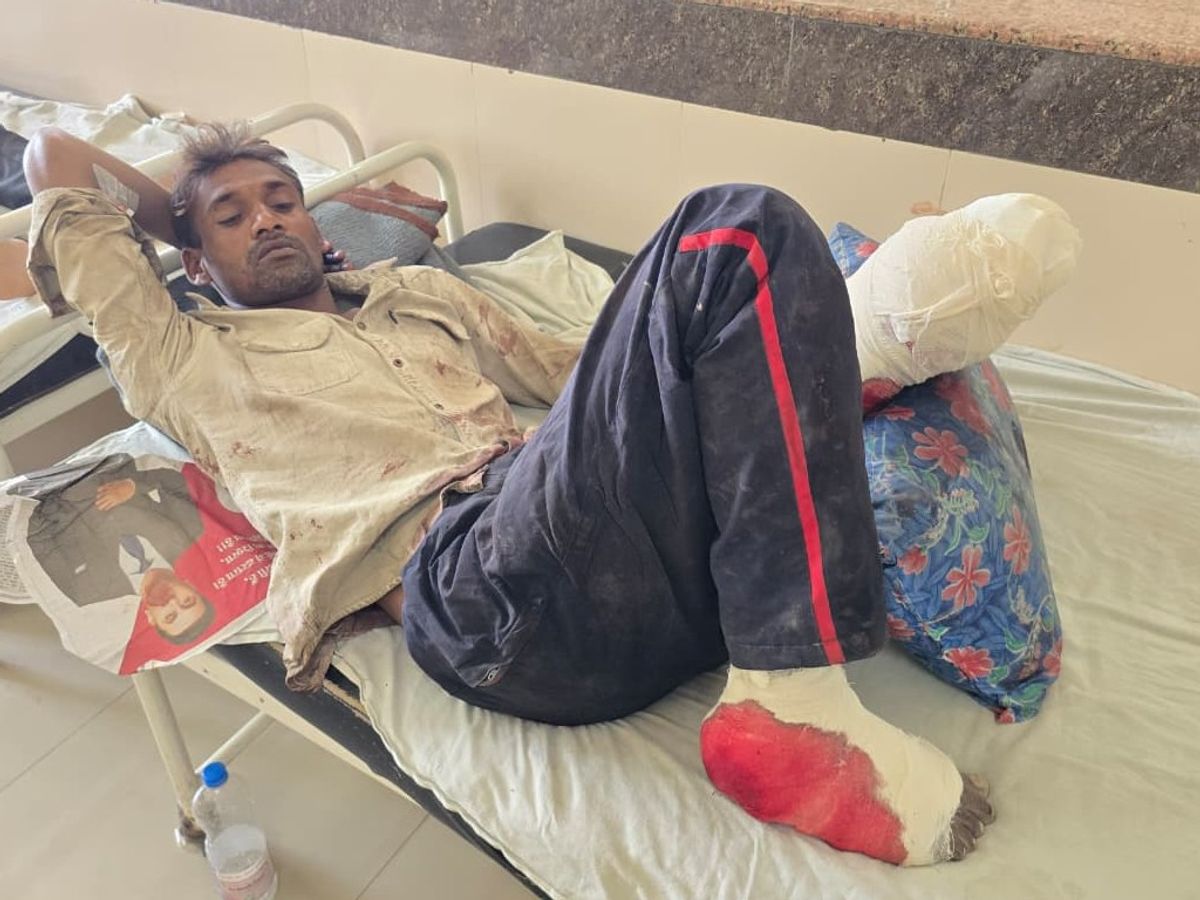 MP man thrown on railway track for 500 rupees theft"