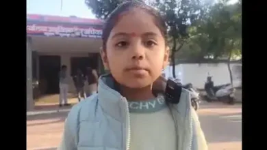 class 3 girl lost school bag police station